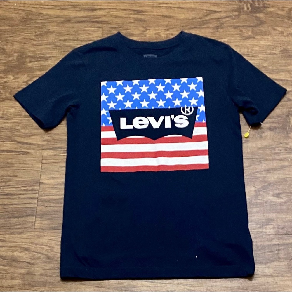 Boy medium 10-12 years Levi's Blue Short Sleeve Tee with American Flag Design